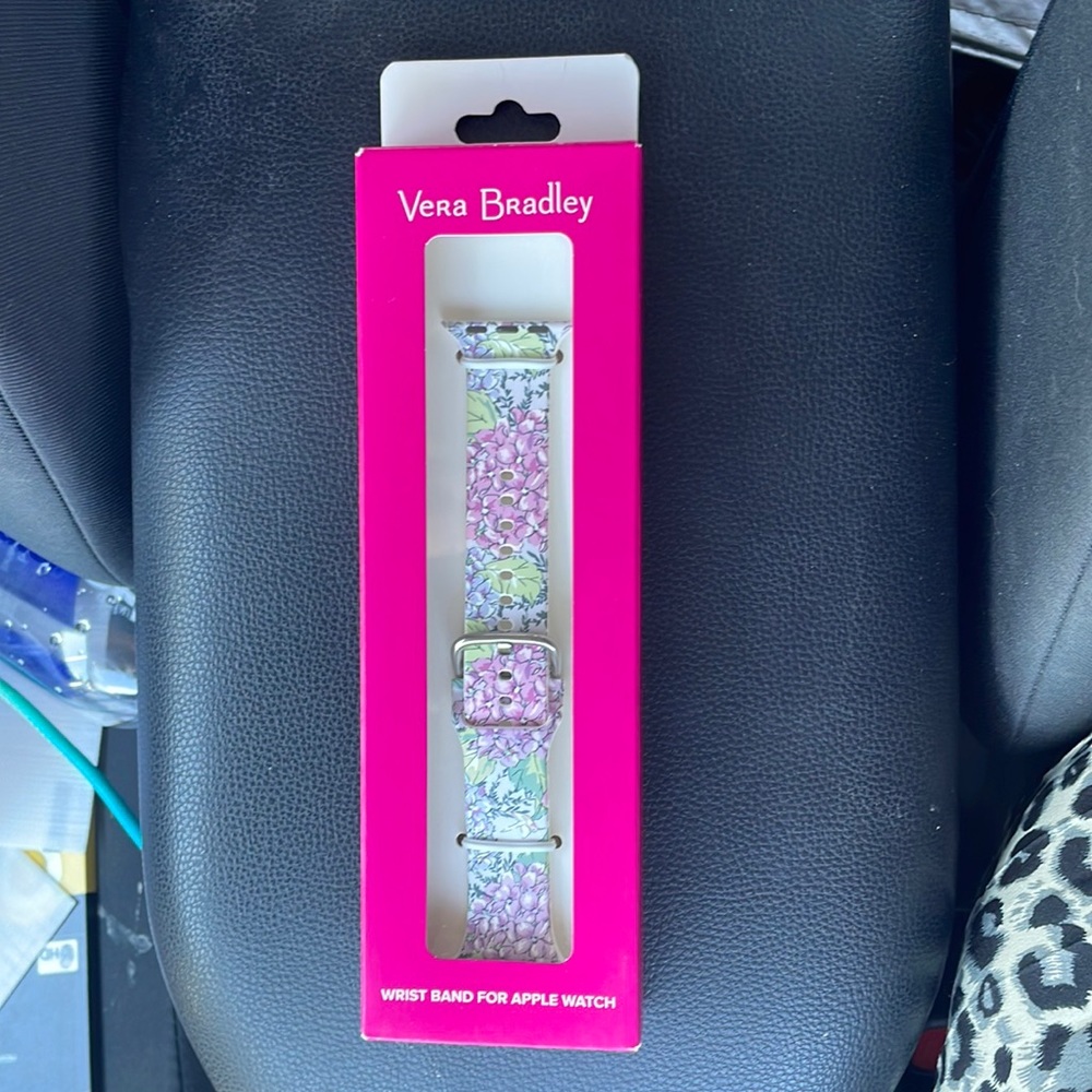 Vera Bradley Apple Watch wrist band. Happy Hydrangeas pattern, size small/medium
